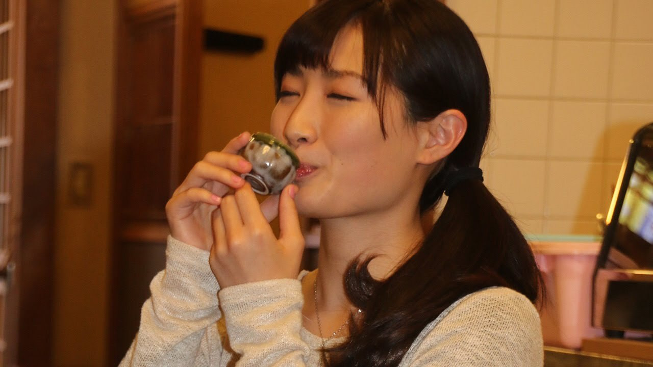 和歌子酒剧照